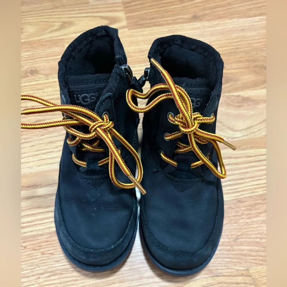 Ugg Winter Boots Kids Black Lace-Up Hiking Boots with Yellow Accent Laces